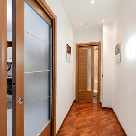 Leo! Intero Ad Uso Esclusivo - Aeroporto Sestri Ponente Apartamento